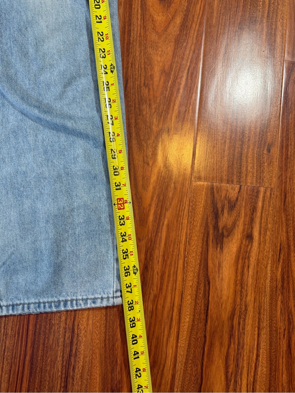 Light Wash High-Rise Straight Jeans - Size 25 - Picture 13 of 15